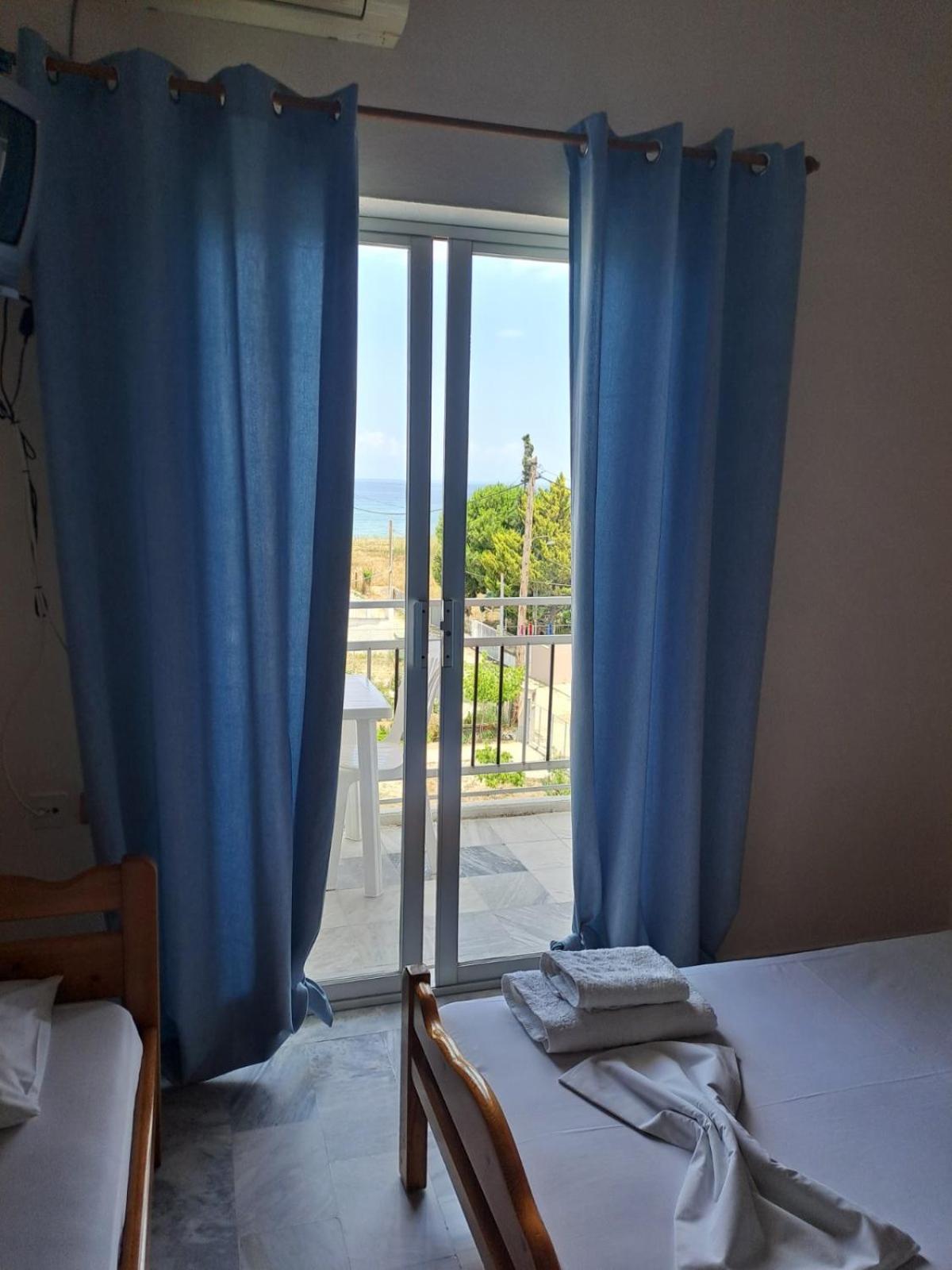 Golden Beach-Tsianis Apartments Nea Mesagkala Exterior photo