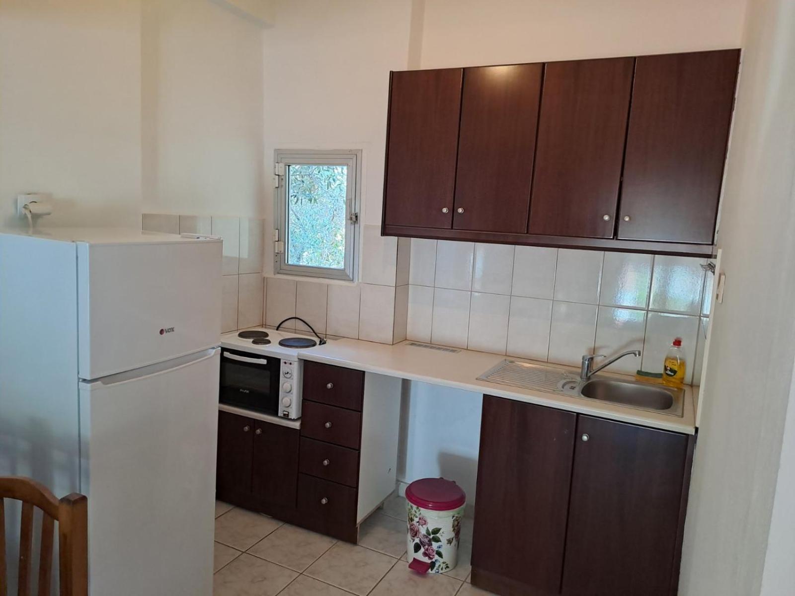 Golden Beach-Tsianis Apartments Nea Mesagkala Exterior photo